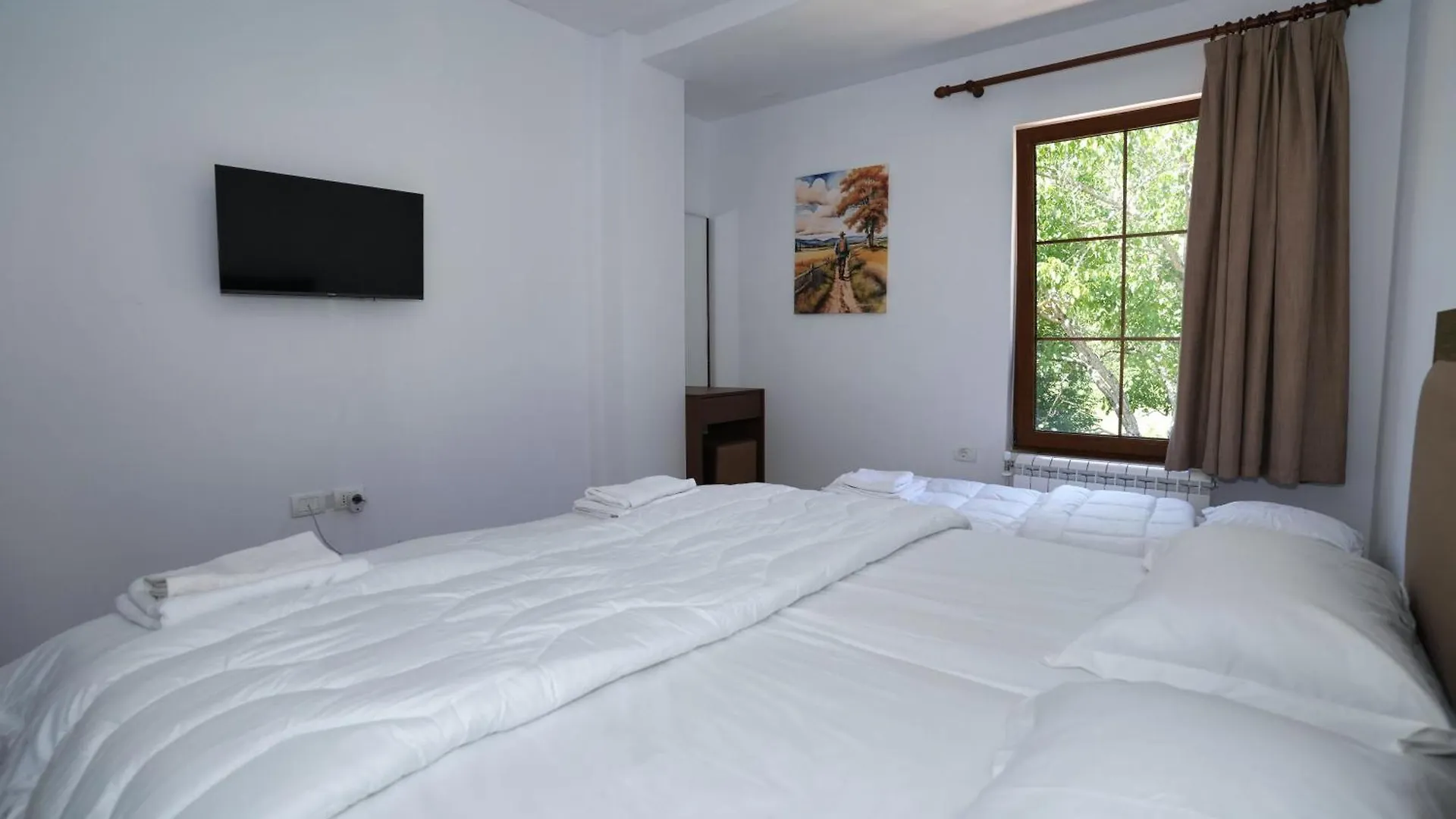 Agroturizem Dr Bizhga Hotel Gusmar
