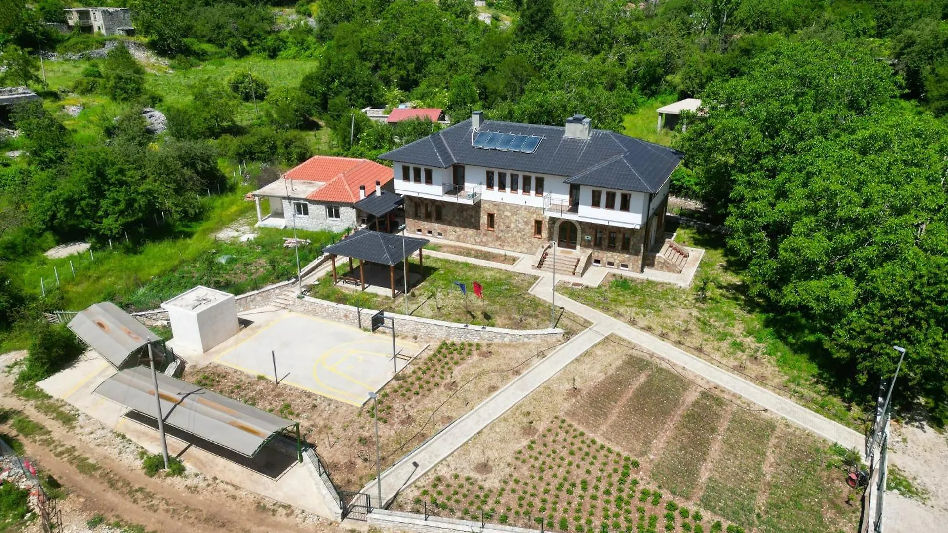 *****  Agroturizem Dr Bizhga Hotel Gusmar Albania